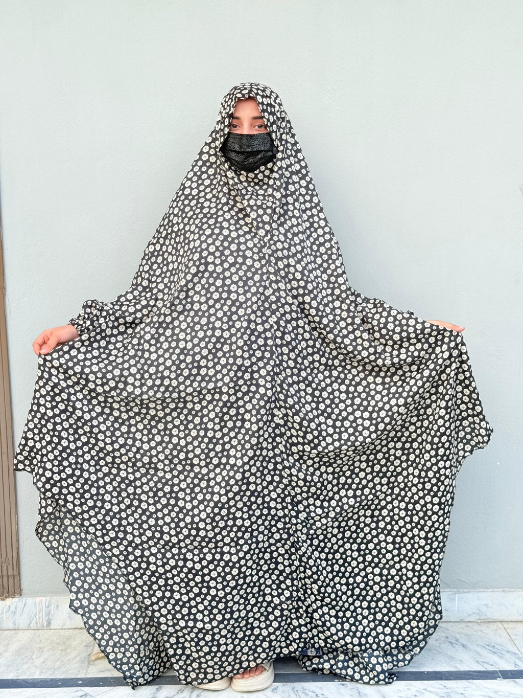 Full Coverage Printed Namaz Chadar with Sleeves-Full Length